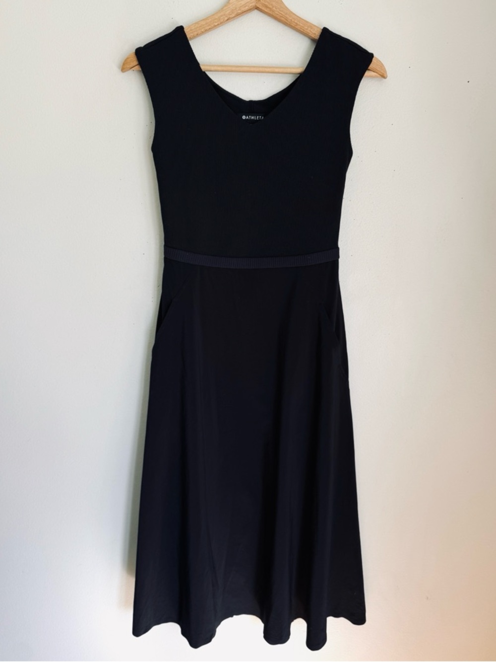 Athleta Ryder Midi Sleeveless Dress in Black - Picture 4 of 9